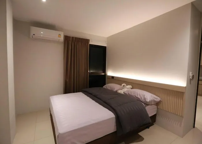 Baantip​ Homstay Бангкок
