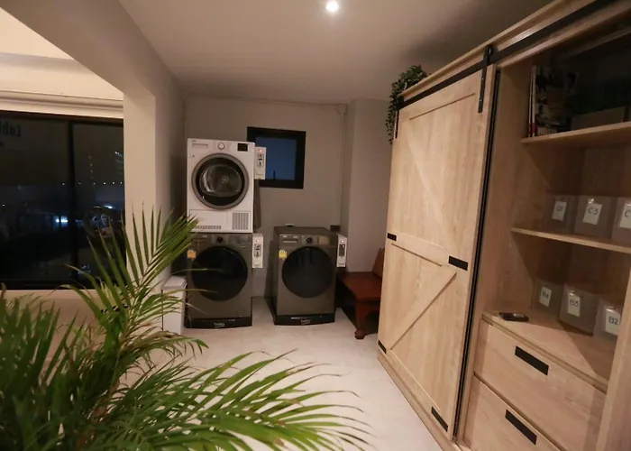 Baantip​ Homstay *