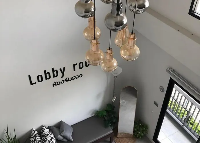 Baantip​ Homstay Бангкок