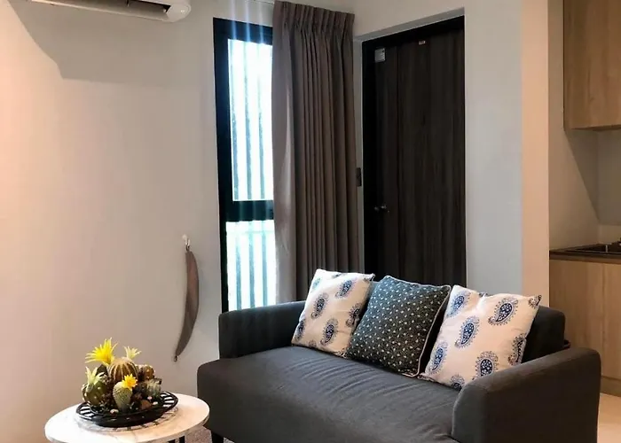 Baantip​ Homstay Проживание в семье *